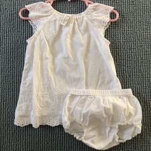 Baby girls white dress; size 2-4mos; H&M